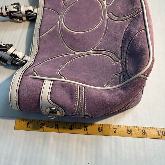Coach Vintage Optic Signature Purple Suede Tote Bag - Picture 12 of 16